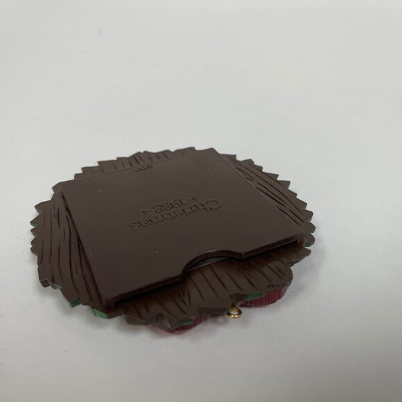 Variety of Christmas Tree Ornaments Lot of 23 - Picture 9 of 9